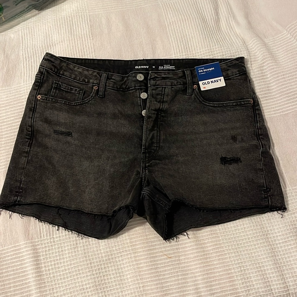NWT BLACK SHORTS